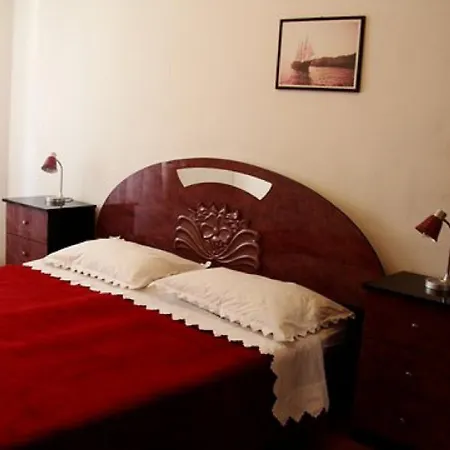 Apartamento Three Bedroom Laura Split